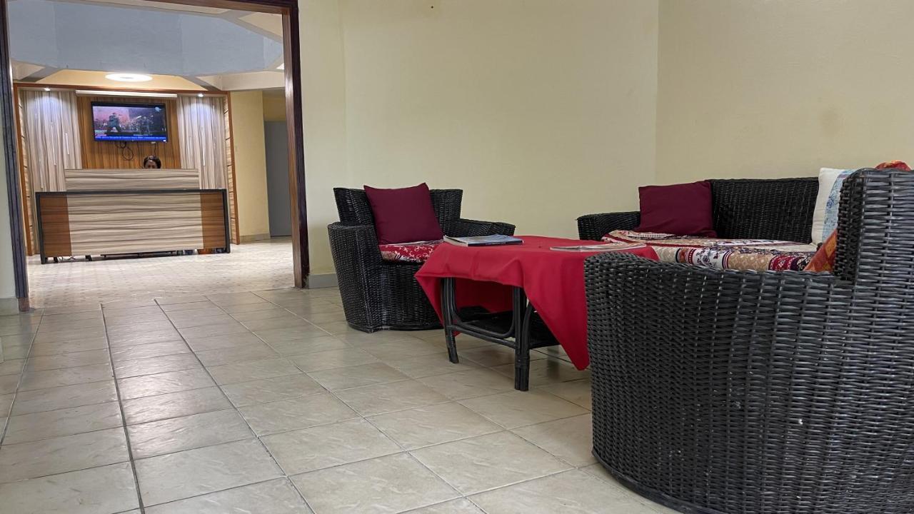 Hotel Les Polygones 克里比 外观 照片