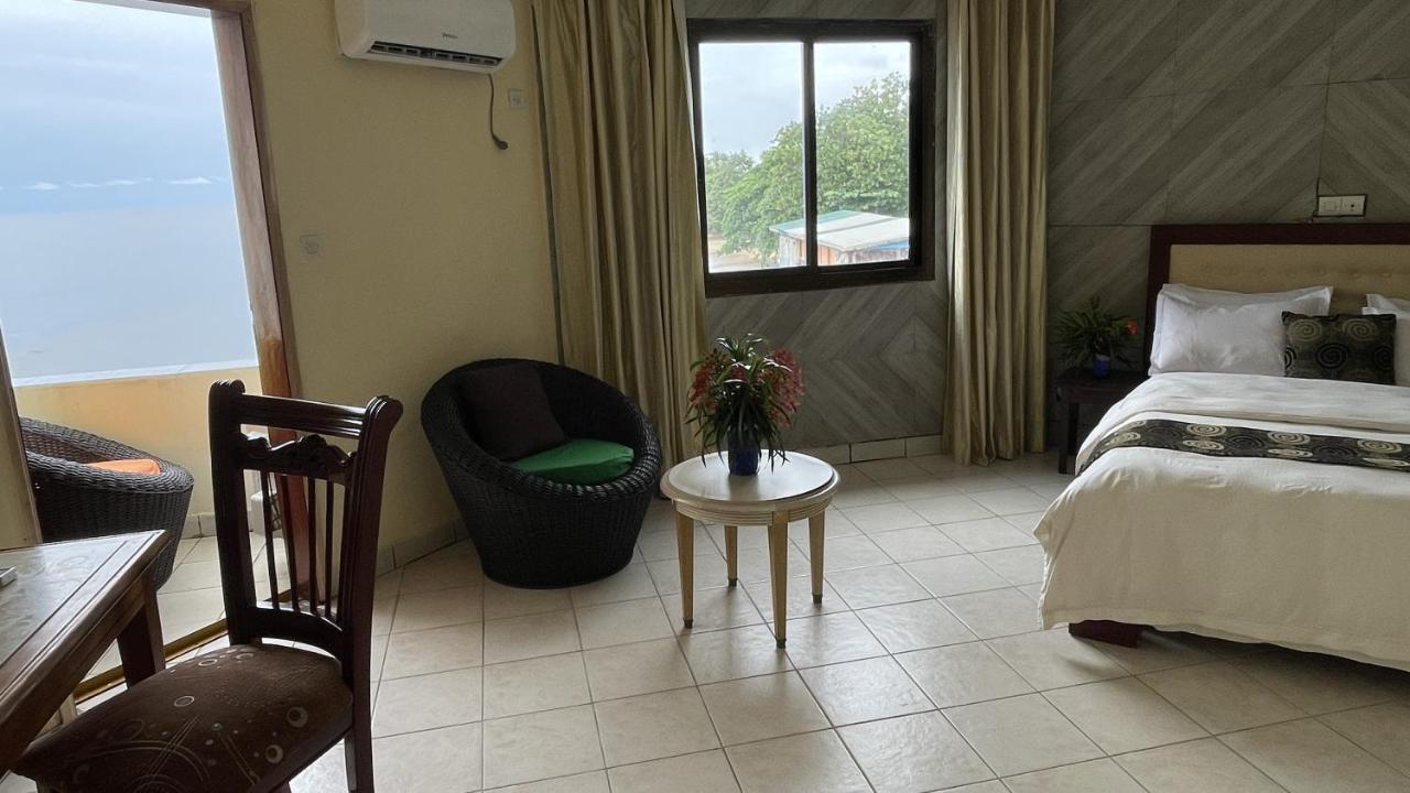 Hotel Les Polygones 克里比 外观 照片