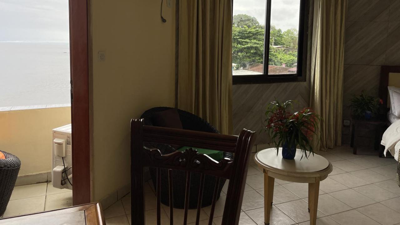 Hotel Les Polygones 克里比 外观 照片